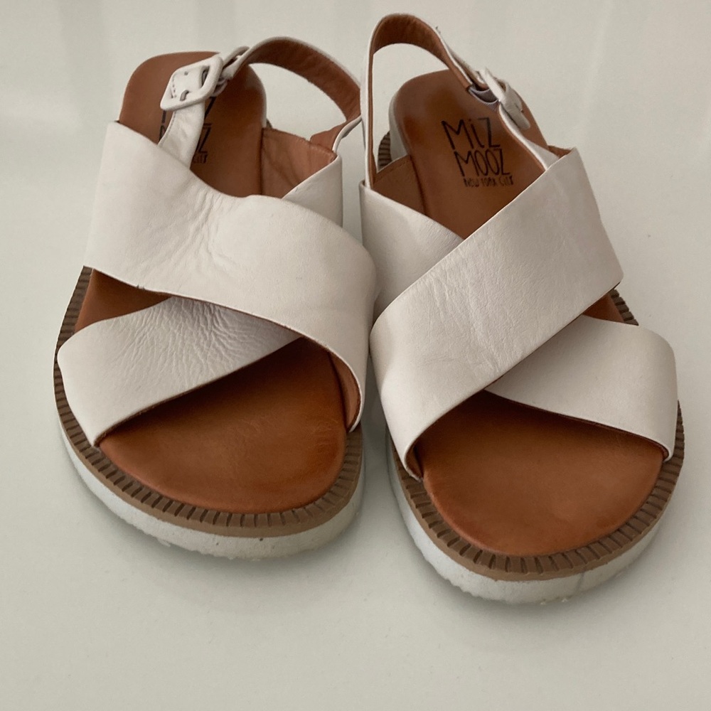 Miz Mooz Ella Sandals Ivory White Leather Backstrap Shoes Size 38 - Picture 4 of 10